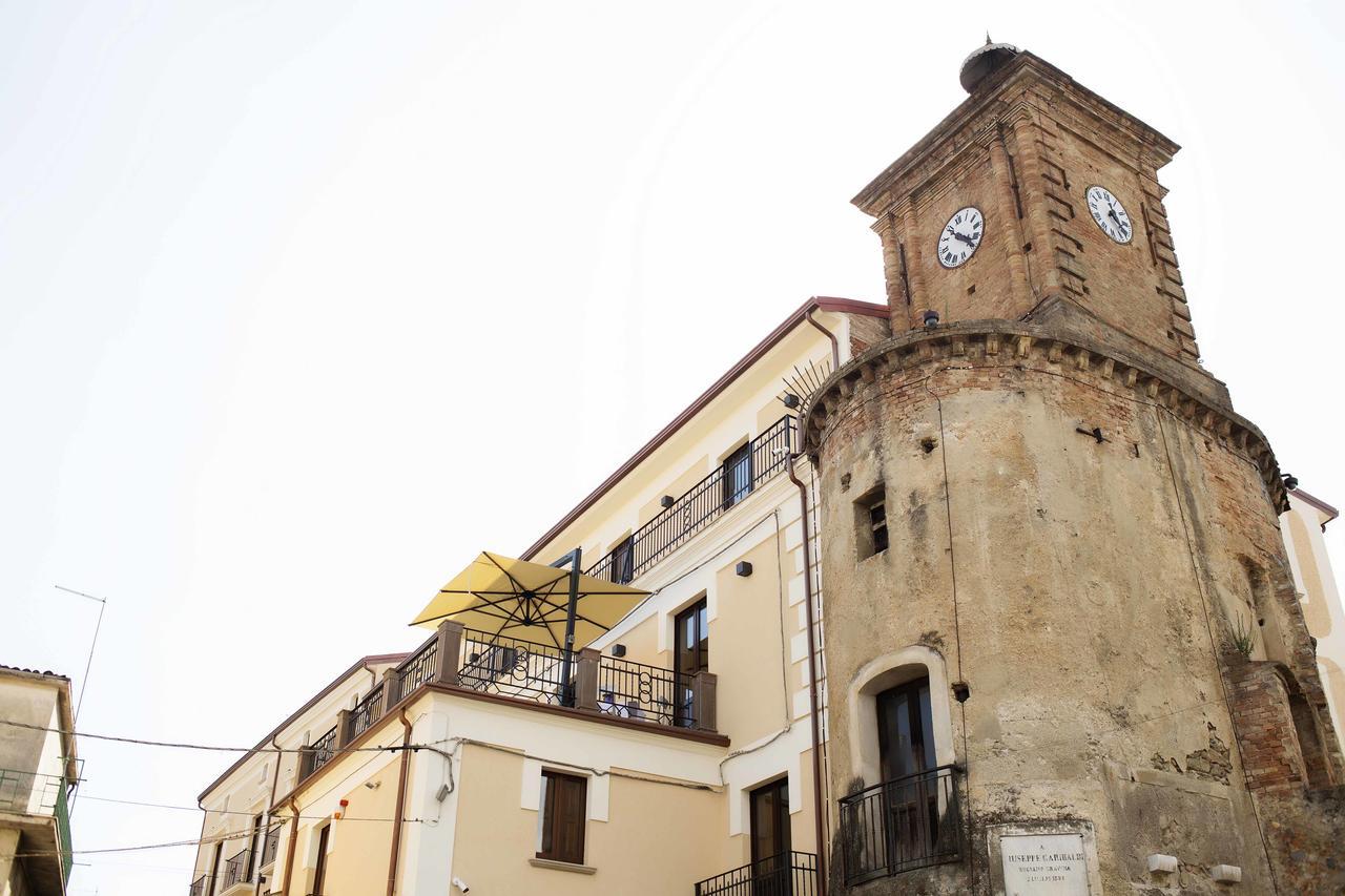 Hotel Palazzo Salerno Rogiano Gravina Exterior foto